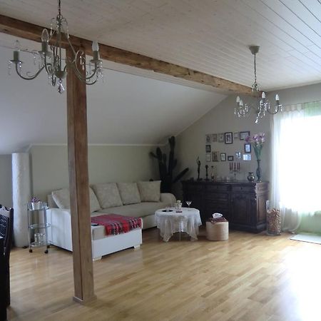 Kuressaare Romantic Apartment Extérieur photo