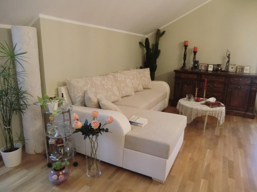 Kuressaare Romantic Apartment Chambre photo