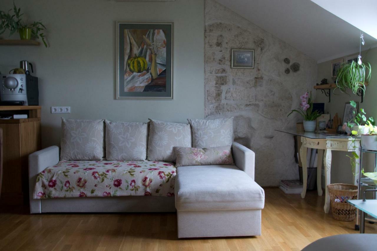 Kuressaare Romantic Apartment Extérieur photo